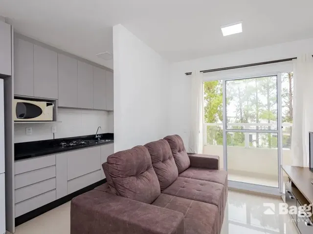 Apartamento 2 quartos e 1 banheiro, à venda, no bairro Novo Mundo em Curitiba
