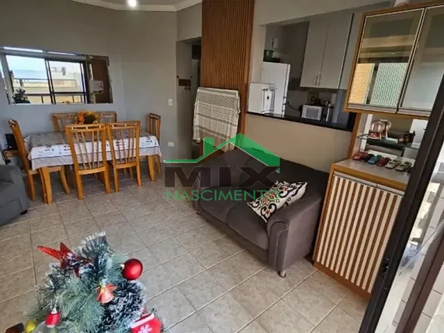 Apartamento 2 quartos e 1 banheiro, à venda, no bairro Centro em Mongaguá