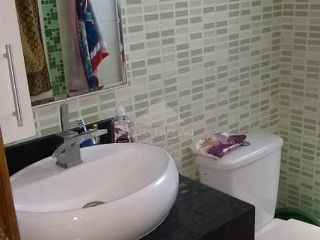 Apartamento com 74m² 2 quartos e 1 banheiro, à venda, no bairro Vila Nossa Senhora das Vitórias em Mauá