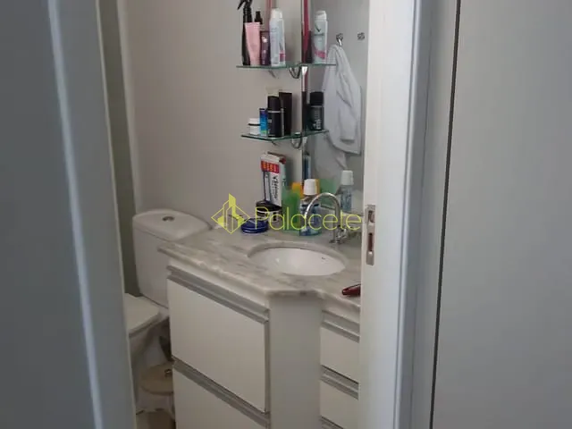 Apartamento com 70m² 2 quartos e 2 banheiros, à venda, no bairro Bela Vista em Pindamonhangaba