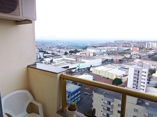 Foto do Apartamento - Apartamento à venda, Torres Brasil, sala com 2 ambientes , sacada, 3 dormitórios, 1 suíte, andar alto, vista permanente, Centro, Londrina, | Guepardo Imob