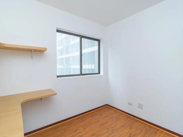 Apartamento 3 quartos e 2 banheiros, à venda, no bairro Cristo Rei em Curitiba