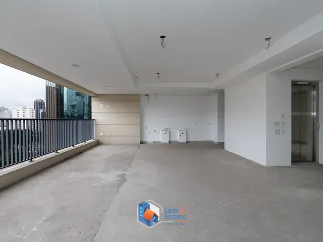Apartamento com 147m² 2 quartos e 4 banheiros, à venda, no bairro Vila Nova Conceição em São Paulo