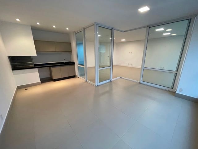 Apartamento com 286m² 3 quartos e 4 banheiros, à venda, no bairro Gleba Palhano em Londrina