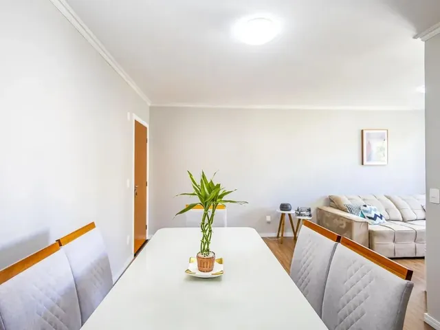 Apartamento 3 quartos e 1 banheiro, à venda, no bairro Campo Comprido em Curitiba
