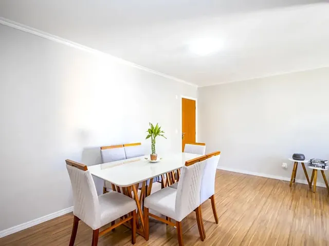 Apartamento 3 quartos e 1 banheiro, à venda, no bairro Campo Comprido em Curitiba