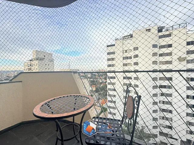 Apartamento com 169m² 3 quartos e 3 banheiros, à venda, no bairro Vila Ipojuca em São Paulo