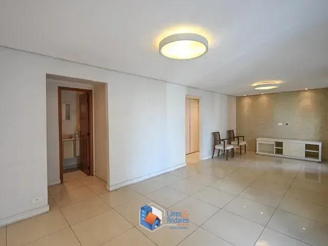 Apartamento com 1800m² 3 quartos e 4 banheiros, à venda, no bairro Moema em São Paulo