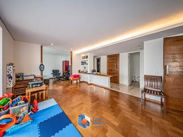 Apartamento com 260m² 4 quartos e 5 banheiros, à venda, no bairro Perdizes em São Paulo