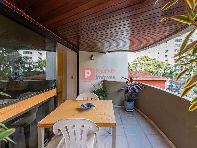 Apartamento com 200m² 4 quartos e 4 banheiros, à venda, no bairro Moema em São Paulo