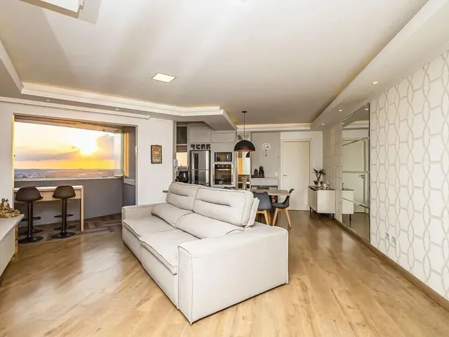 Apartamento 2 quartos e 1 banheiro, à venda, no bairro Portão em Curitiba
