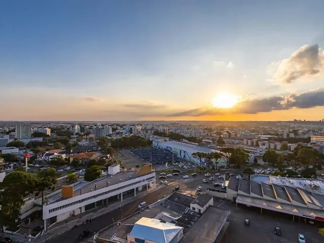 Apartamento 2 quartos e 1 banheiro, à venda, no bairro Portão em Curitiba