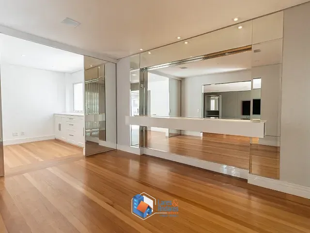 Apartamento com 214m² 3 quartos e 3 banheiros, à venda, no bairro Itaim Bibi em São Paulo
