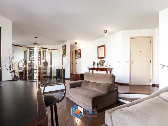 Apartamento com 193m² 4 quartos e 5 banheiros, à venda, no bairro Pacaembu em São Paulo