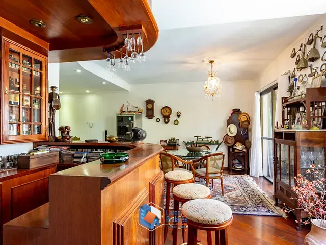 Apartamento com 600m² 3 quartos e 4 banheiros, à venda, no bairro Vila Nova Conceição em São Paulo