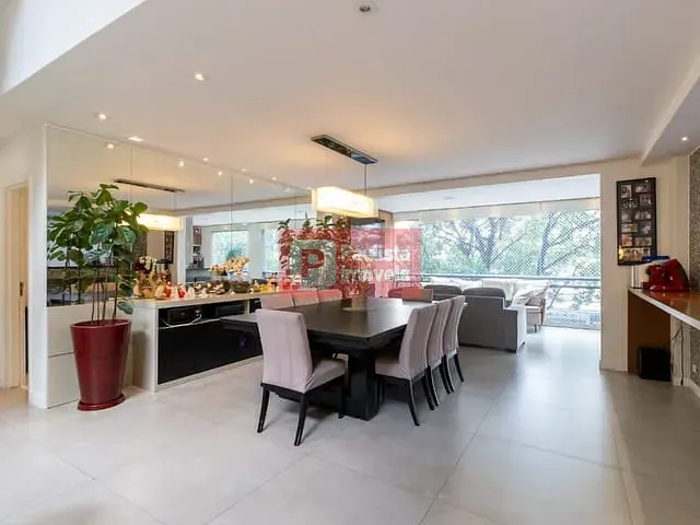 Apartamento com 275m² 4 quartos e 5 banheiros, à venda, no bairro Bosque da Saúde em São Paulo