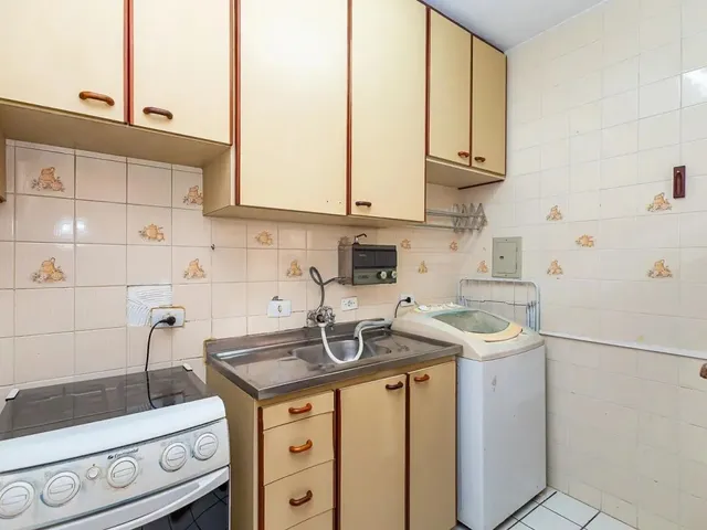 Apartamento 1 quarto e 1 banheiro, à venda, no bairro Bigorrilho em Curitiba