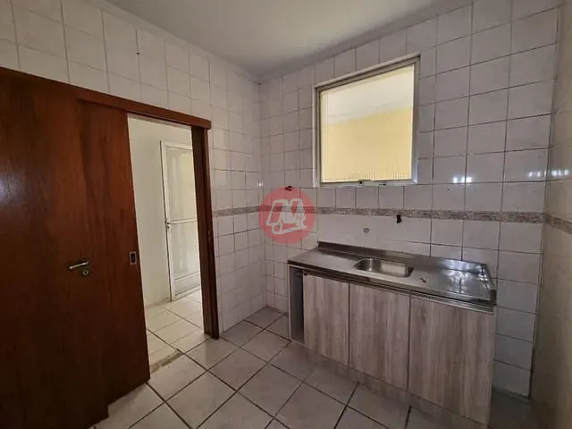 Apartamento com 85m² 2 quartos e 1 banheiro, para alugar, no bairro Partenon em Porto Alegre
