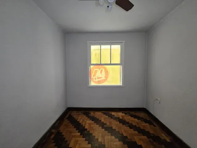 Apartamento com 85m² 2 quartos e 1 banheiro, para alugar, no bairro Partenon em Porto Alegre