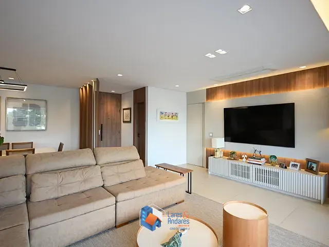 Apartamento com 186m² 4 quartos e 5 banheiros, à venda, no bairro Campo Belo em São Paulo