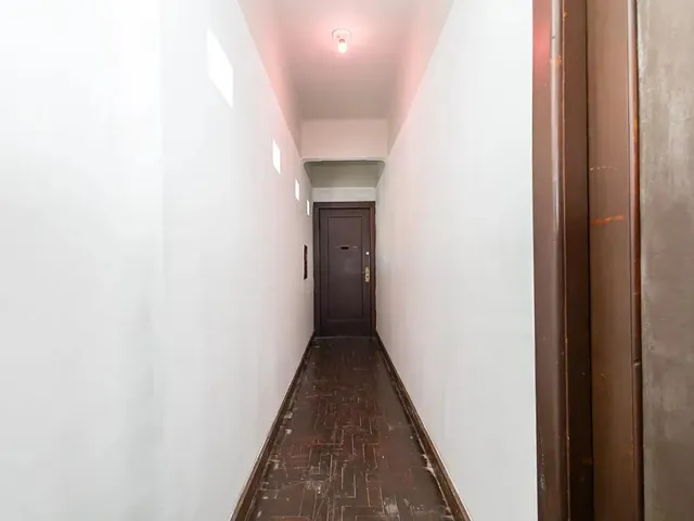 Apartamento 2 quartos e 2 banheiros, à venda, no bairro Centro em Curitiba