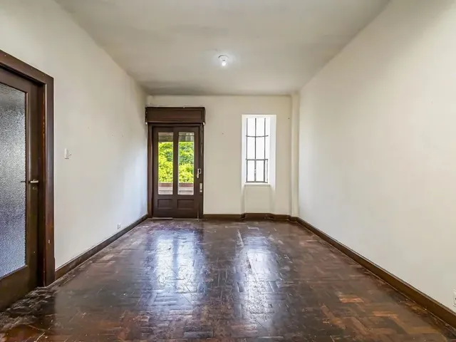 Apartamento 2 quartos e 2 banheiros, à venda, no bairro Centro em Curitiba