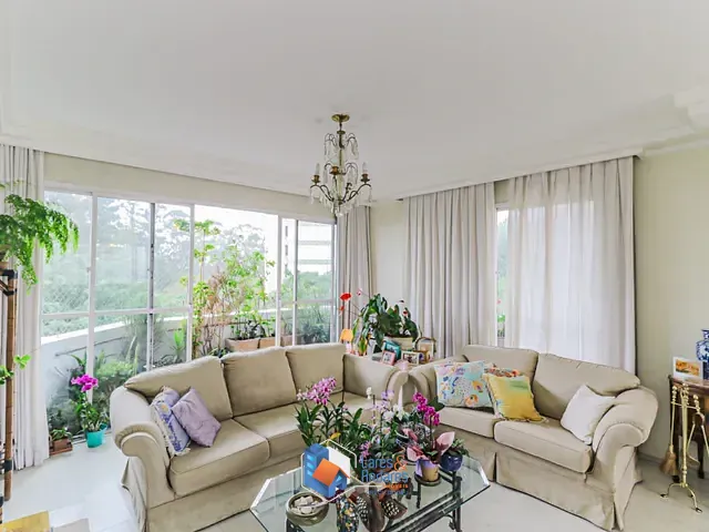 Apartamento com 185m² 4 quartos e 3 banheiros, à venda, no bairro Vila Suzana em São Paulo