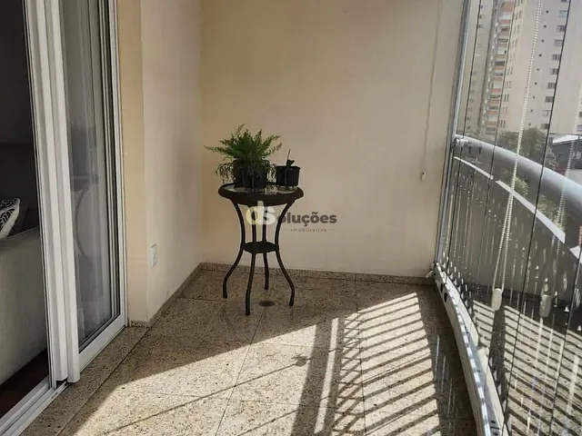 Apartamento 3 quartos e 3 banheiros, à venda, no bairro Moema em São Paulo