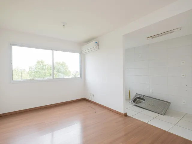 Apartamento 3 quartos e 2 banheiros, para alugar, no bairro Centro em Pelotas