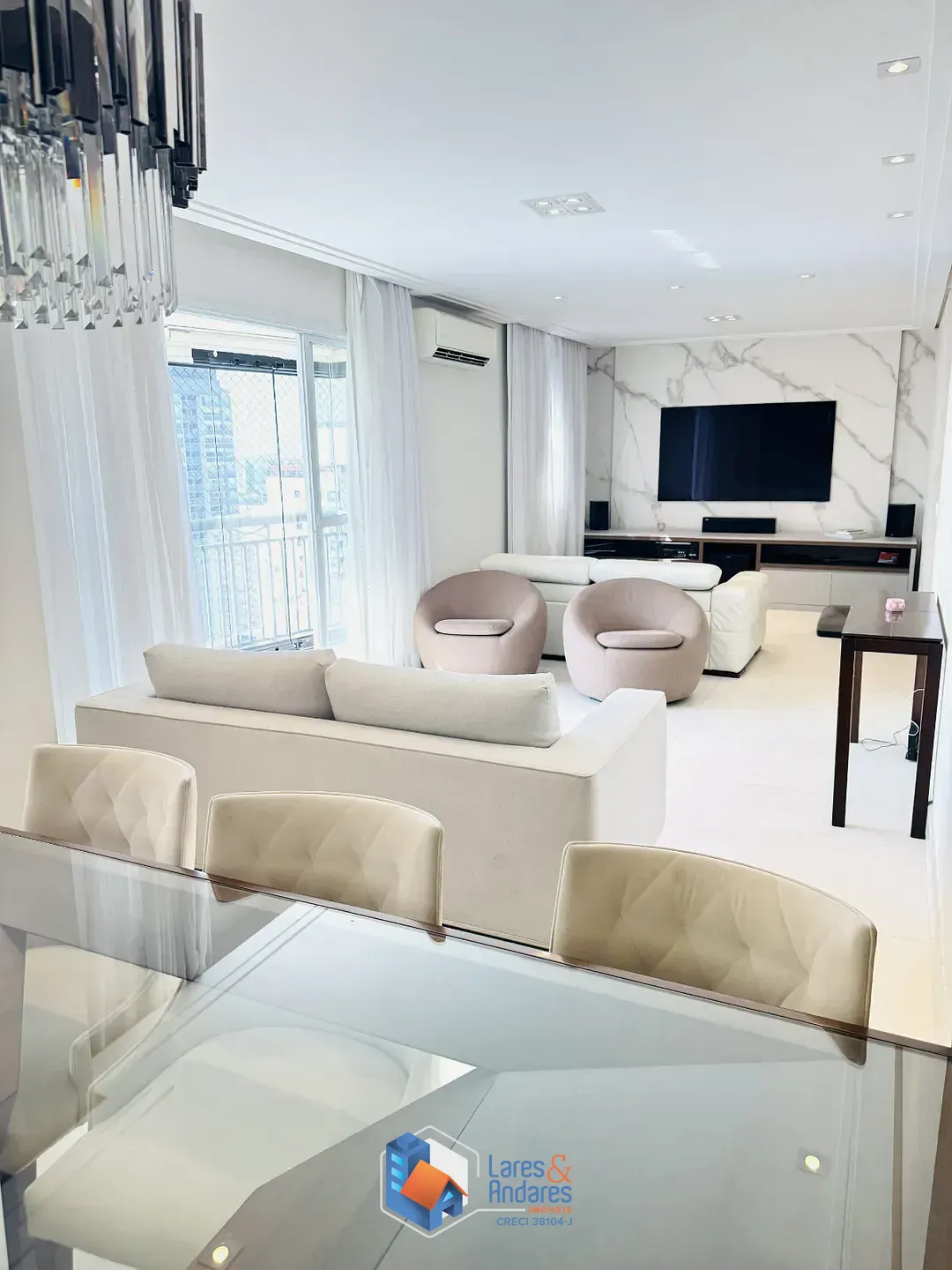 Apartamento, 3 quartos, 142 m² - Foto 2