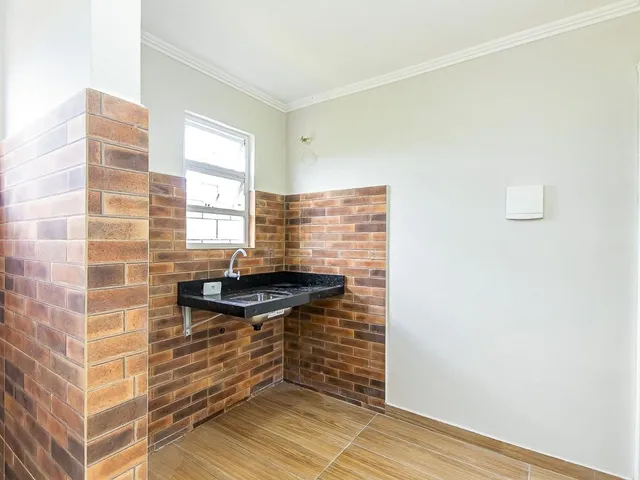Apartamento 2 quartos e 1 banheiro, à venda, no bairro Cidade Industrial em Curitiba