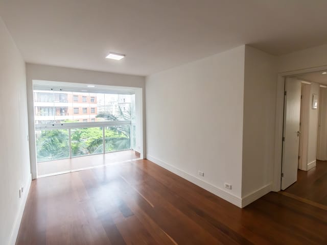 Foto do Apartamento - Apartamento REFORMADO para locação COM 96M², 3 Quartos com Suíte Vila Nova Conceição, São Paulo, SP | Paulista Imóveis
