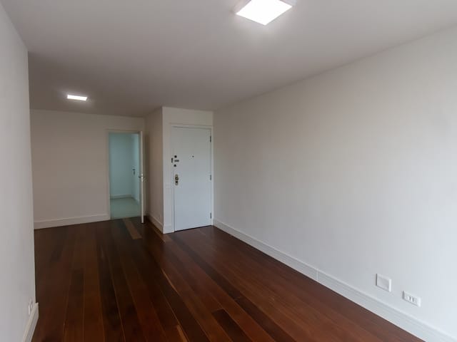 Foto do Apartamento - Apartamento REFORMADO para locação COM 96M², 3 Quartos com Suíte Vila Nova Conceição, São Paulo, SP | Paulista Imóveis