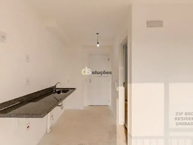 Apartamento 1 quarto e 2 banheiros, à venda, no bairro Vila Cordeiro em São Paulo