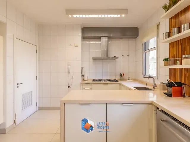 Apartamento com 364m² 3 quartos e 4 banheiros, à venda, no bairro Alto de Pinheiros em São Paulo