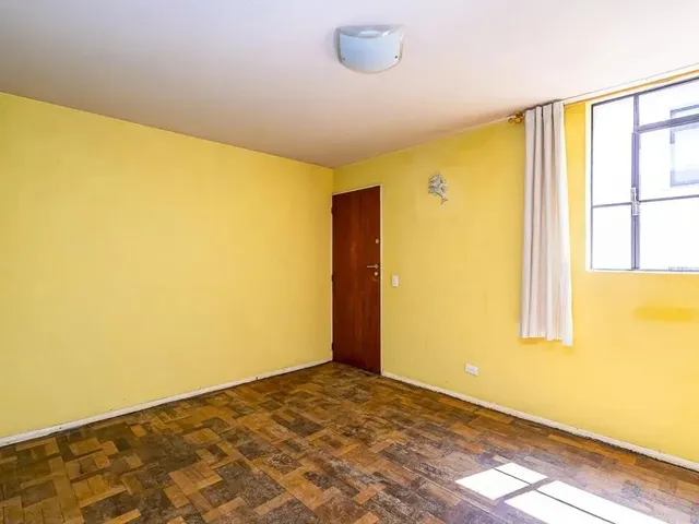 Apartamento 3 quartos e 1 banheiro, à venda, no bairro Mercês em Curitiba