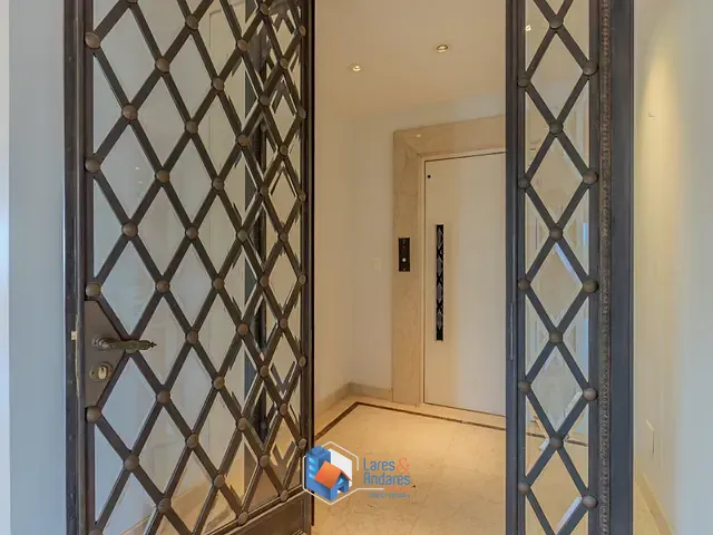 Apartamento com 377m² 4 quartos e 6 banheiros, à venda, no bairro Vila Sônia em São Paulo