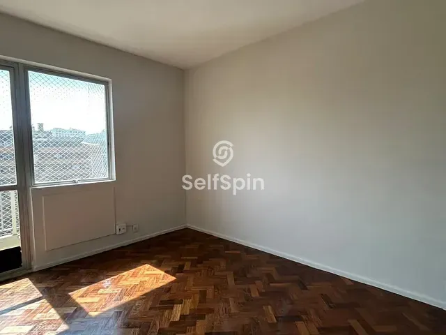 Apartamento 4 quartos e 3 banheiros, para alugar, no bairro Tijuca em Rio de Janeiro