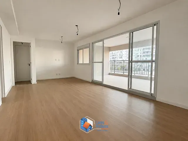 Apartamento com 111m² 2 quartos e 3 banheiros, à venda, no bairro Brás em São Paulo