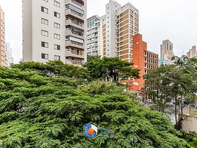 Apartamento com 600m² 3 quartos e 3 banheiros, à venda, no bairro Vila Uberabinha em São Paulo