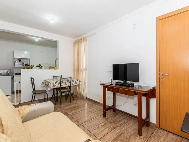 Apartamento 2 quartos e 1 banheiro, à venda, no bairro Abranches em Curitiba