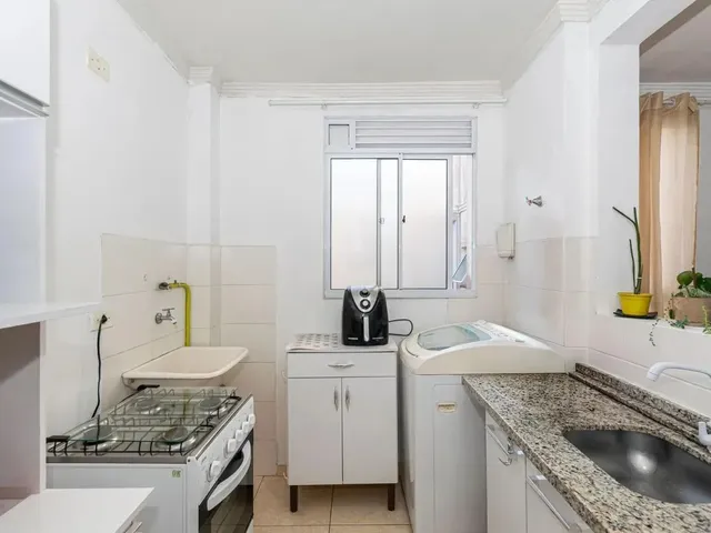 Apartamento 2 quartos e 1 banheiro, à venda, no bairro Abranches em Curitiba