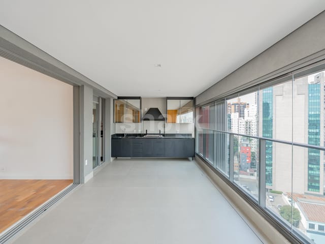Apartamento com 160m² 3 quartos e 4 banheiros, à venda, no bairro Vila Olímpia em São Paulo