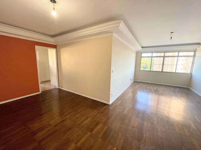 Apartamento 3 quartos e 2 banheiros, à venda, no bairro Vila Adyana em São José dos Campos