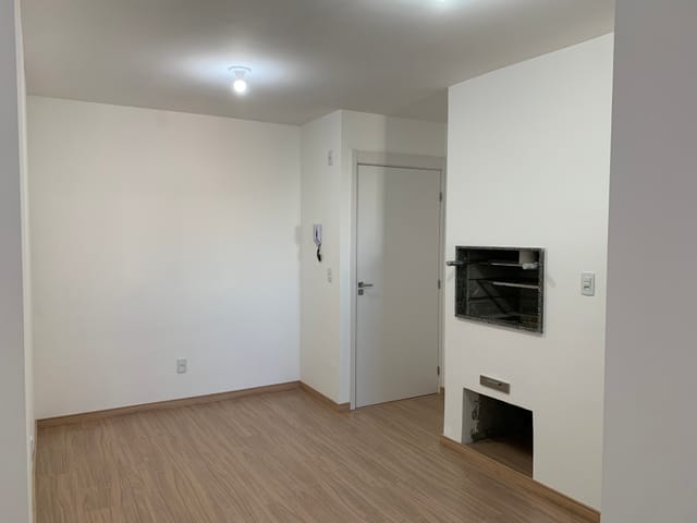 Foto do Apartamento - Apartamento à Venda na Av. São Francisco Caruccio, em Pelotas! 2 Quartos, Sacada com Churrasqueira, Lazer Completo no Condomínio. Agende sua Visita! | UP Imóveis