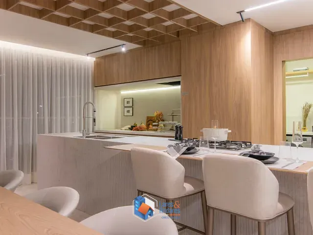Apartamento com 2493m² 4 quartos e 6 banheiros, à venda, no bairro Alto de Pinheiros em São Paulo