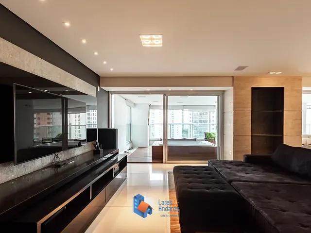 Apartamento com 335m² 4 quartos e 5 banheiros, à venda, no bairro Moema em São Paulo