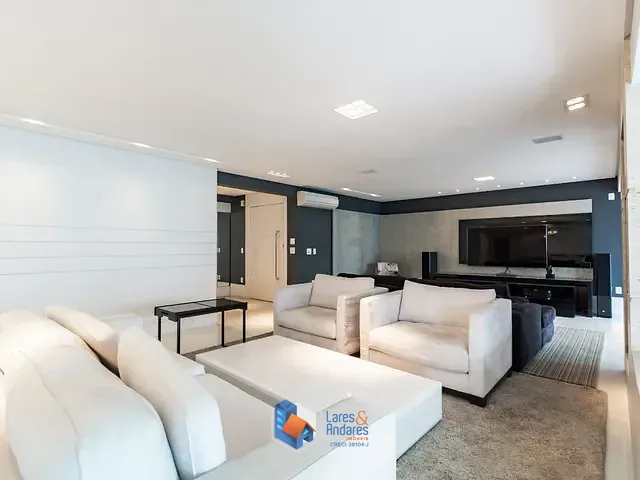 Apartamento com 335m² 4 quartos e 5 banheiros, à venda, no bairro Moema em São Paulo