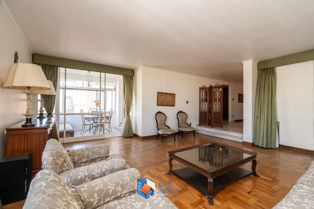Apartamento, 3 quartos, 220 m² - Foto 1