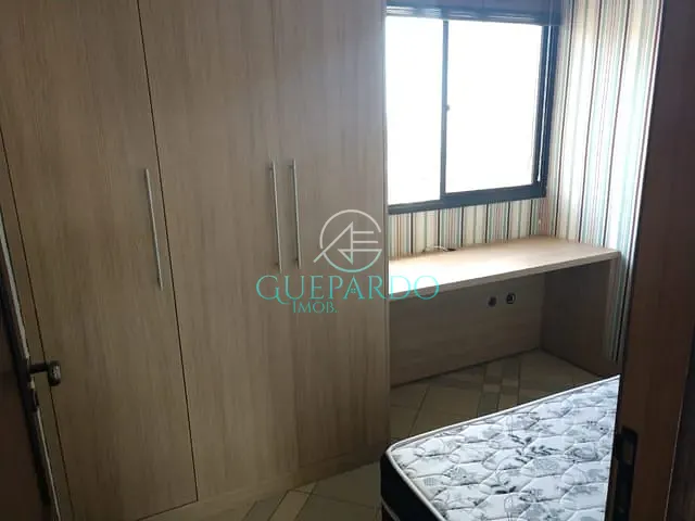 Apartamento com 105m² 2 quartos e 1 banheiro, à venda, no bairro Centro em Londrina